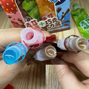 Lot en gros de confiseries à tremper à la confiture de fruits avec bâtonnets de sirop colorés pour les goûters post-écoliers des enfants et les commerces de détail locaux - Product Image 5