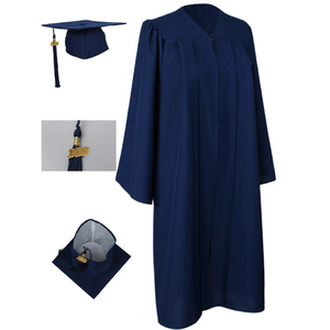 Conjunto <span class=keywords><strong>de</strong></span> Túnica <span class=keywords><strong>de</strong></span> Graduación <span class=keywords><strong>de</strong></span> Poliéster Tejido Personalizado con Birrete, Cinta y Chal, Vestido Académico Negro Unisex para Adultos, Túnicas <span class=keywords><strong>de</strong></span> Graduación para Ceremonia Universitaria - Product Image 1