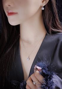 Juego de Joyería Xinfly Italy Gold para Mujer con Collar, Aretes y Anillo de Diamantes Naturales - Product Image 2