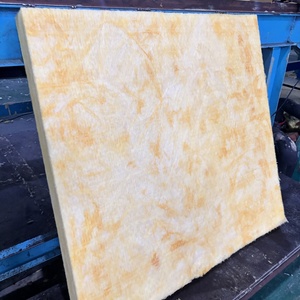 Panneau d'isolation en <span class=keywords><strong>laine</strong></span> <span class=keywords><strong>de</strong></span> <span class=keywords><strong>verre</strong></span> spécial <span class=keywords><strong>de</strong></span> 50 mm <span class=keywords><strong>pour</strong></span> les murs extérieurs/les cloisons intérieures des bâtiments, isolation des toits - Product Image 3
