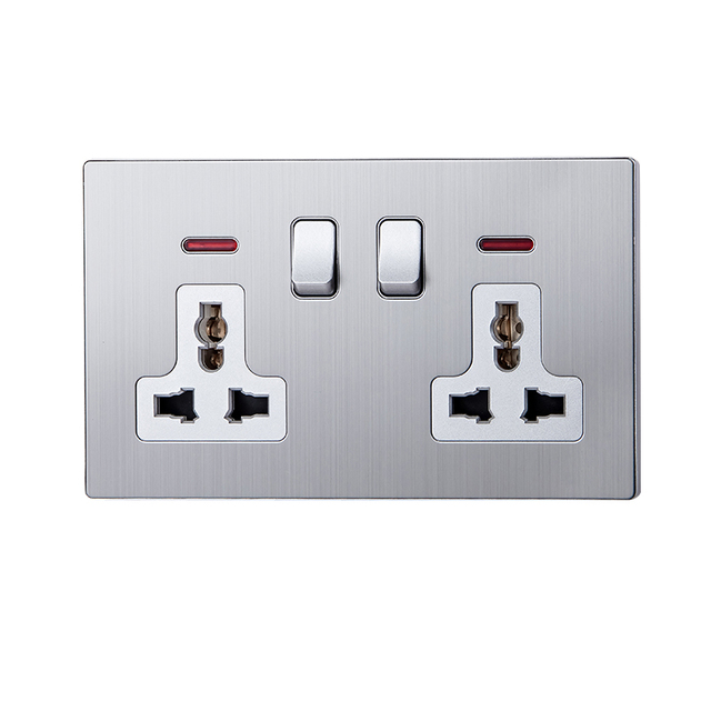 Wall Switch and Socket Manufacturers 2 Gang 13A Universal Switched Socket With Indicator
