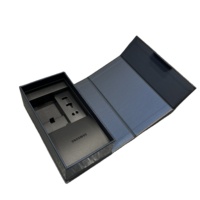 Caja de cartón de laminación mate para teléfono móvil, caja de embalaje de color negro con forma de libro magnética Universal personalizada, con logotipo