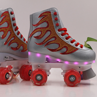 Meilleure vente de patins à roulettes clignotants en PVC de haute qualité pour enfants Semelle intercalaire EVA de conception professionnelle agressive pour l'extérieur en usine directe