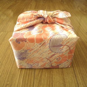 Furoshiki di cotone organico <span class=keywords><strong>giapponese</strong></span> <span class=keywords><strong>Bandana</strong></span> quadrata stampata Logo personalizzato alla moda di vendita caldo della fabbrica - Product Image 5