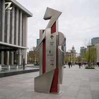 Sculpture de signalisation directionnelle moderne en acier inoxydable, annuaire personnalisé pour tours de bureaux, centres d'affaires et centres d'accueil