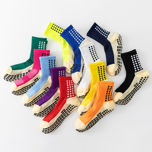 Calze Sportive <span class=keywords><strong>Antiscivolo</strong></span> a Metà Polpaccio con Fondo in Spugna Ispessito per Uomo e <span class=keywords><strong>Donna</strong></span> Calze da Basket Yoga Allenamento Professionale e Calcio - Product Image 1