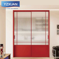 Porte coulissante en verre artistique moderne et colorée, design grille givrée, porte de séparation intérieure en aluminium étanche pour l'intimité