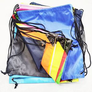 Bolsa con Cordón Ajustable de Nailon 210D Resistente con Logotipo Personalizado, Mochila con Cordón y Estampado de Una o Dos Caras - Product Image 3