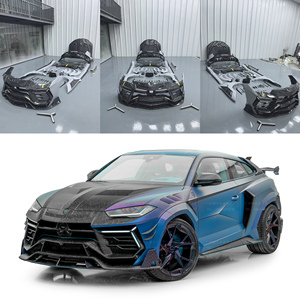 Pour URUS Urus PHEV Kit complet en fibre de carbone auto-adhésif Nouveau kit carrosserie Mansori Gen 3 2018-2021 Roues Pare-chocs Capot Aile - Product Image 1