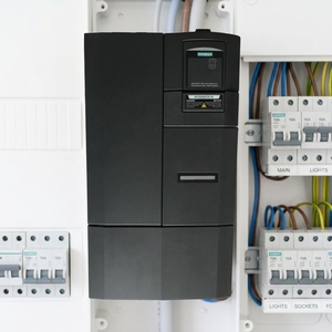 Nuevo Convertidor de Frecuencia Original 6SE6430 2UD41 1FB0 MICRO MASTER 430 3AC 380 480V 110KW en Stock - Product Image 4