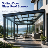 Véranda moderne de luxe en aluminium et verre avec grandes portes coulissantes, jardin d'hiver panoramique pour villas, hôtels et parcs, espace de vie extérieur
