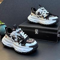 Chaussures de marche respirantes en toile pour hommes, style décontracté, à bout rond, rehaussantes, pour l'été, modèle couple