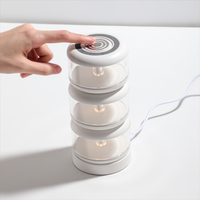 Lampe de chevet LED portable rechargeable sans fil avec base de charge, lumière d'ambiance empilable, lampe bougie rechargeable