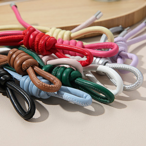 Bolso con nudo de cuerda de cuero Pu trenzado hecho a mano, bolso de mano, llavero de cereza, regalo DIY - Product Image 4