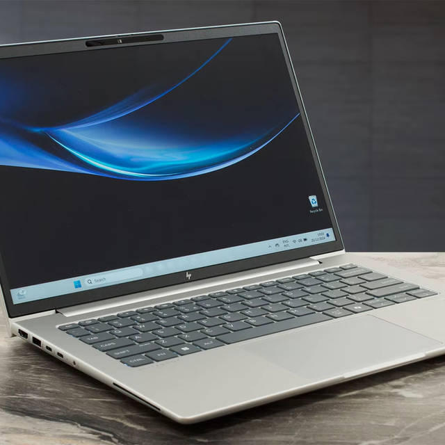 EliteBook 640 G11 U5-125U 14in Full HD Intel Core I5 Notebook 1920*1200 Resolution 16G RAM 1TB SSD Wi-Fi Silver