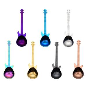 Cuillère à café créative en forme de guitare basse, mignonne, plaquée titane, pour dessert, enfants, ensemble de couverts en acier inoxydable 304, 10 pièces, cadeaux d'affaires - Product Image 1