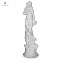 Statue de femme en marbre blanc Luca |   Statue de femme en marbre naturel sur piédestal octogonal sculpté à la main avec draperie ODM OEM