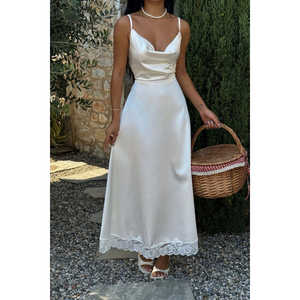 Robe de travail blanche en satin à bretelles fines - Product Image 5