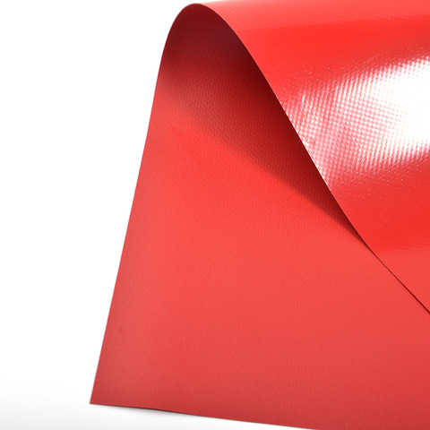 550g Red Color High Quality High Glossy Cold Resistant Vinyl Fabric PVC Tarpaulin Roll PVC Fabric for Truck Cover Tent