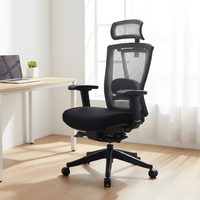 Chaise de bureau ergonomique de direction pivotante inclinable de haute qualité avec accoudoirs 4D, dossier en maille et appui-tête