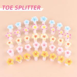 Esmalte de uñas profesional de estilo japonés <span class=keywords><strong>separadores</strong></span> de <span class=keywords><strong>dedos</strong></span> de <span class=keywords><strong>silicona</strong></span> conveniente portátil en forma de Margarita arte de uñas sólido Flexible - Product Image 2