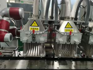 Robot d'injection Machines d'injection avec différentes exigences <span class=keywords><strong>Tubes</strong></span> <span class=keywords><strong>de</strong></span> sang Collecte Solution d'automatisation Clé en main - Product Image 6