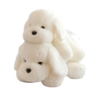 Peluche chien couché mignon avec billes parfumées, décoration de vitre arrière de voiture, jouet en peluche, vente en gros fabricant