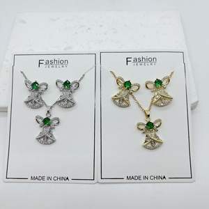 Luxury Bell Charm Set 18K Chapado en oro de acero inoxidable Micro Pave Zircon Collar Pendientes Set - Product Image 1