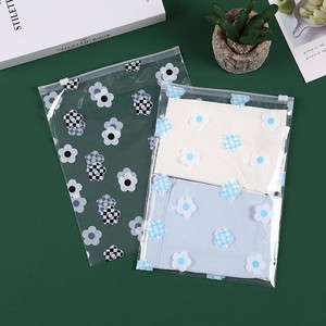 Bolsa con cremallera personalizada de alta calidad con estampado de flores pequeñas, para ropa interior, sin tirantes, para mangas frías, calcetines cortos y camisetas. - Product Image 3