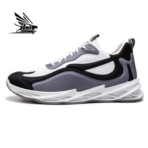 Commercio all'ingrosso cina fly tessuto resistente all'usura <span class=keywords><strong>da</strong></span> <span class=keywords><strong>uomo</strong></span> casual fitness walking running <span class=keywords><strong>tennis</strong></span> <span class=keywords><strong>scarpe</strong></span> di vendita calda - Product Image 3