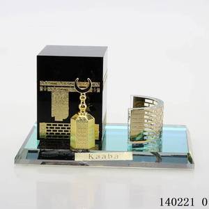Exquisito Juego de Tres Piezas de Mini Kaaba Hecho a Mano con Diseño Islámico, Regalo Musulmán de Cristal al por Mayor - Product Image 3
