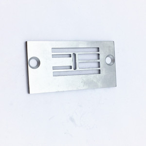 Industrial <strong>Sewing</strong> <strong>Machine</strong> Parts <strong>SINGER</strong> <strong>20U</strong> Zigzag <strong>Sewing</strong> <strong>Machine</strong> New Condition 541936 543939 Needle Plate/FEED DOG - Product Image 4