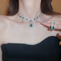 Parure de bijoux en laiton avec collier et boucles d'oreilles en cristal de zircon œil de cheval pour mariage, fête ou fiançailles – Accessoires de mode