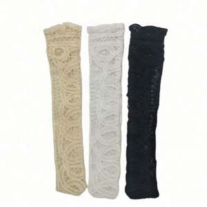 Abanico Plegable Elegante de Algodón Hecho a Mano, Abanico Vintage Retro de Encaje Blanco para Mujer, para Bodas y Ballet - Product Image 6