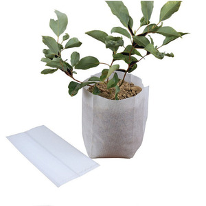 Pots <span class=keywords><strong>de</strong></span> culture en tissu non tissé pour jardin <span class=keywords><strong>Sac</strong></span> d'élevage <span class=keywords><strong>de</strong></span> graines non tissé Pots <span class=keywords><strong>de</strong></span> pépinière écologiques Sacs <span class=keywords><strong>de</strong></span> culture pour petites plantes - Product Image 5