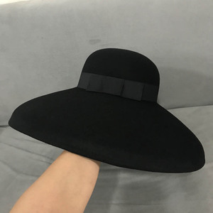 Deluxe 100% feltro di lana elegante spettacolo di festa abbassa la signora femminile 17.5cm cappello a tesa larga corona rotonda eventi rigidi moda donna cappello - Product Image 2