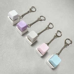 Cơ khí bàn phím chuyển đổi Tester màu xda Keycaps căng thẳng-cứu trợ chuyển đổi căng thẳng-cứu trợ Keychain Mặt dây chuyền nhựa chuỗi - Product Image 3