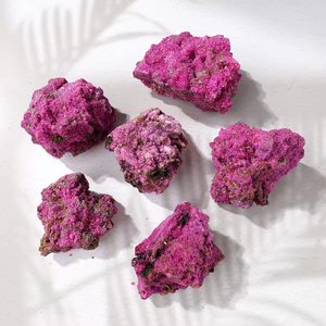 Spécimen de rubis rouge de qualité naturelle, grappe de pierres précieuses brutes pour décoration intérieure, 1 pièce - Product Image 4