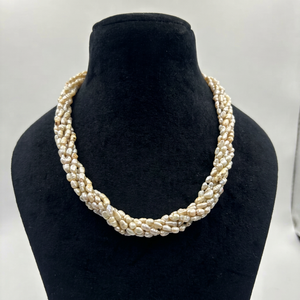 Collier ras du cou en perles d'eau douce torsadées, couleur Basara, multi-brins, bijoux de mariée tendance, vente en gros - Product Image 1