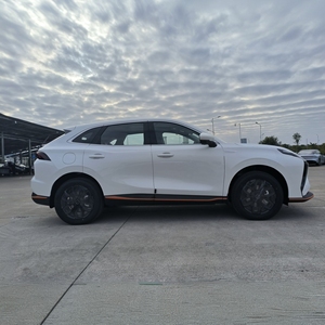 Dongfeng Forthing Friday SUV con Guida a Destra, Interni Scuri, Climatizzatore Automatico, Auto SUV per Trasporto Familiare Quotidiano - Product Image 1