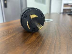 Unidad de Distribución de Energía (PDU) de Rack Metálico de 30A con Medición Local para Centro de Datos y Sala de Servidores - Product Image 4