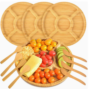 Plateau à fromage en bambou avec séparateurs pour servir le fromage et les en-cas - Product Image 4