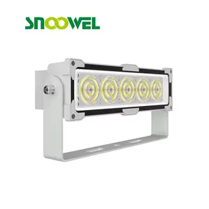 SNOOWEL Preço de fábrica Luz de Inundação LED para Estádio de Futebol ao Ar Livre Lente de PC + Vidro Temperado Modelo Privado Luz de Inundação LED de Mastro Alto