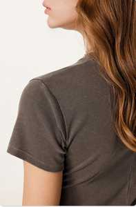 Gaun Kasual Wanita Lengan Pendek Model Panjang dengan Belahan Belakang Elastis Gaya Streetwear Bahan Katun Logo Custom Slim Fit - Product Image 6