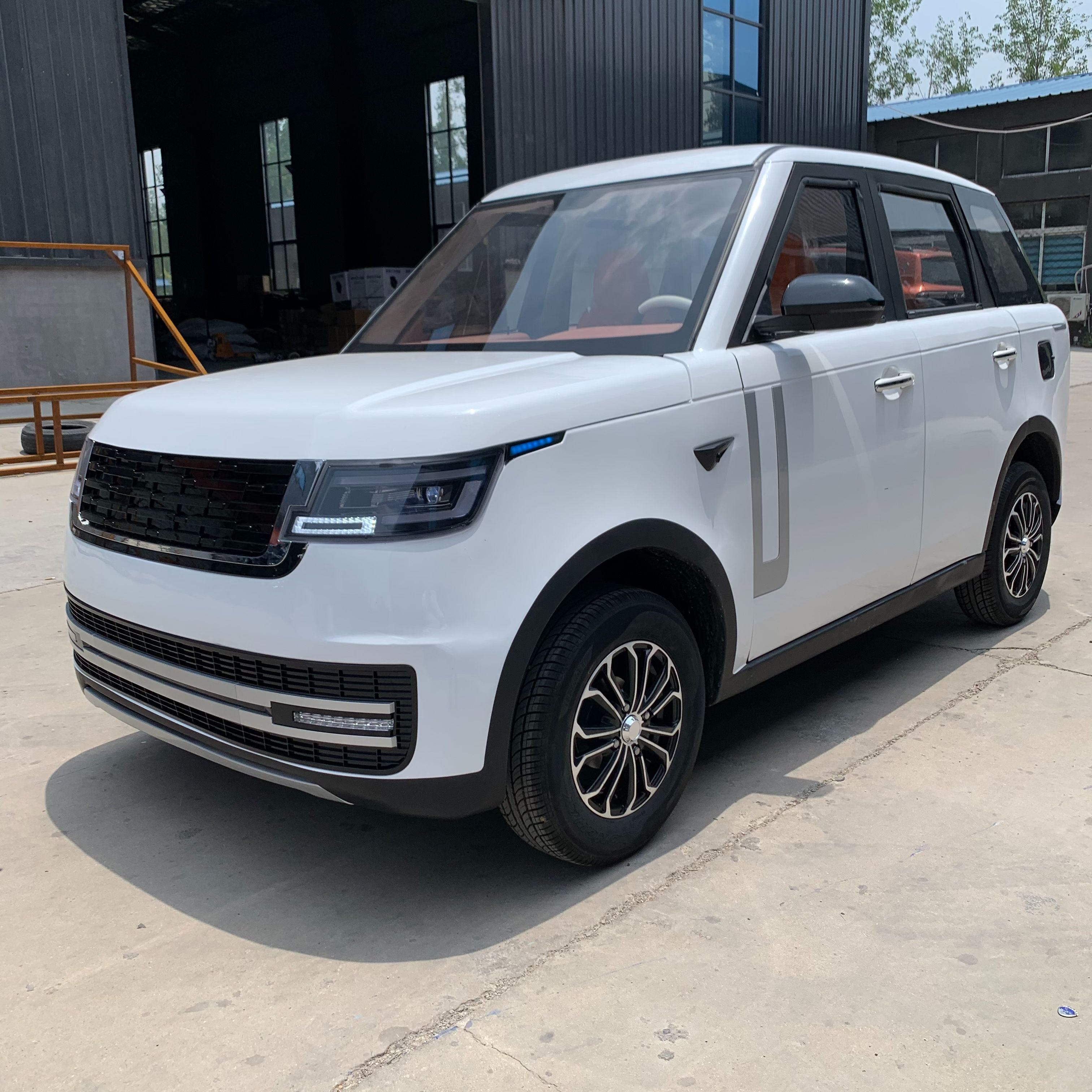Hot Sale New Energy Urban 4-Wheel Electric Car Left Drive Mini Electric Vehicle for Adults Hybrid EEC Certified with 4 Seats