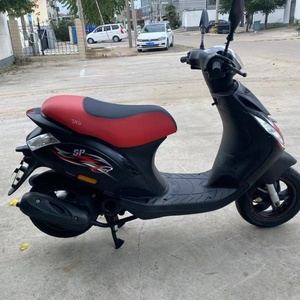 <span class=keywords><strong>Scooter</strong></span> <span class=keywords><strong>Piaggio</strong></span> Aprila <span class=keywords><strong>Typhoon</strong></span> 150cc d'occasion, original et authentique, véhicule complet, moto à essence - Product Image 4