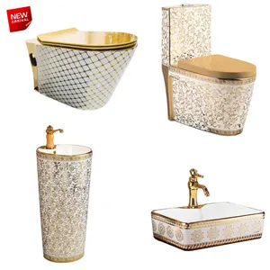 Banheiro sanitário de luxo cor dourada, commodo de vaso sanitário de cerâmica montado na parede banheiro de ouro