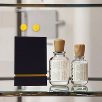 Bouteilles en verre d'emballage de parfum arabe personnalisé de Dubaï 30ml 50ml 100ml bouteille en verre d'huile de parfum de luxe avec couvercle en bois
