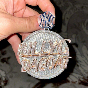 Colgante Personalizado con Símbolo, Plata 925, Redondo, con Incrustaciones de Moissanita VVS, Oro Rosa, Letra en Relieve, Joyería Hip Hop Unisex - Product Image 1