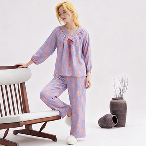 Nuovo <span class=keywords><strong>Pigiama</strong></span> in Cotone a Doppio Strato con Maniche 3/4 in Stile Nazionale per Donne, Set Primaverile/Estivo <span class=keywords><strong>Leggero</strong></span> con Pantaloni Lunghi - Product Image 1